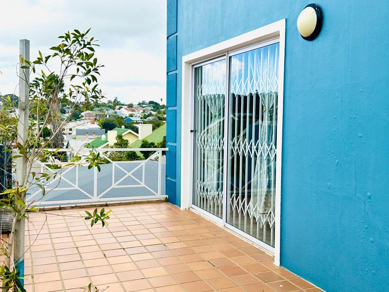 3 Bedroom Property for Sale in Bergzicht Western Cape